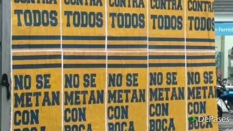 "Boca contra todos": el mensaje de los hinchas antes del duelo ante Católica